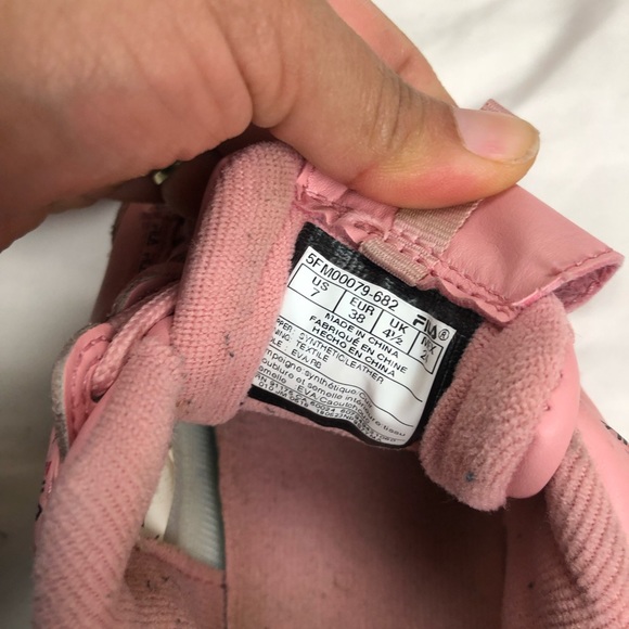 Fila Women's Disruptor II Sneaker Size 7 - Picture 6 of 8